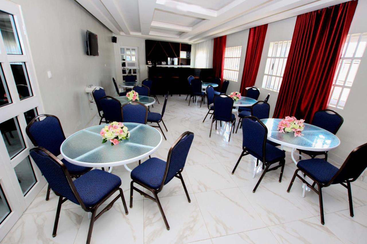 Hotel Galilee Cotonou Buitenkant foto