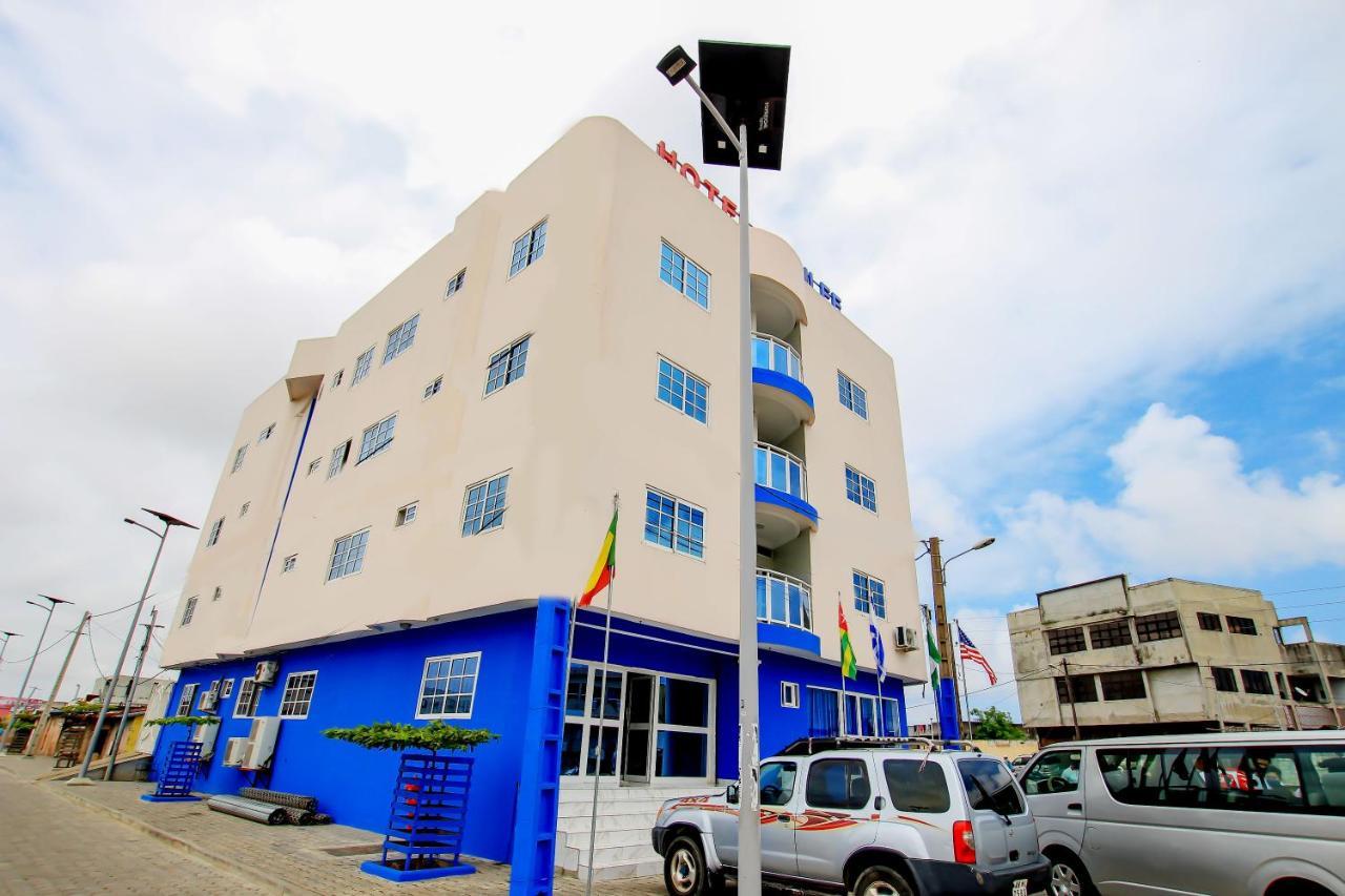 Hotel Galilee Cotonou Buitenkant foto