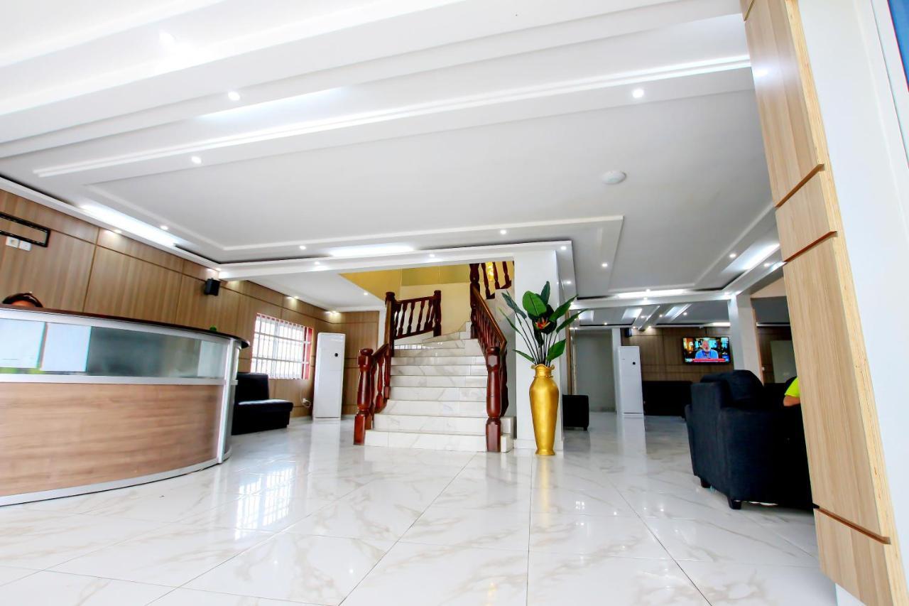 Hotel Galilee Cotonou Buitenkant foto
