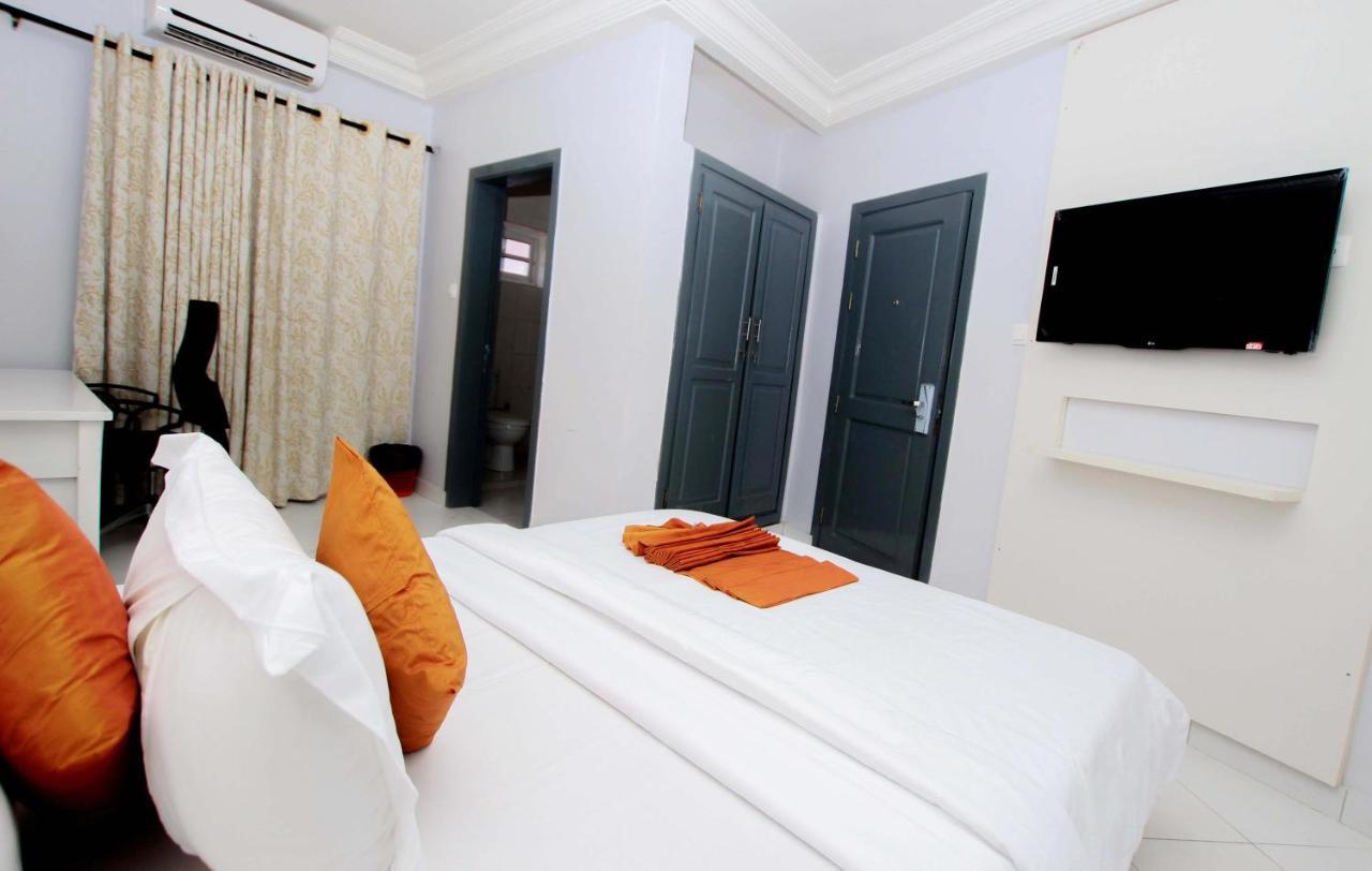 Hotel Galilee Cotonou Buitenkant foto