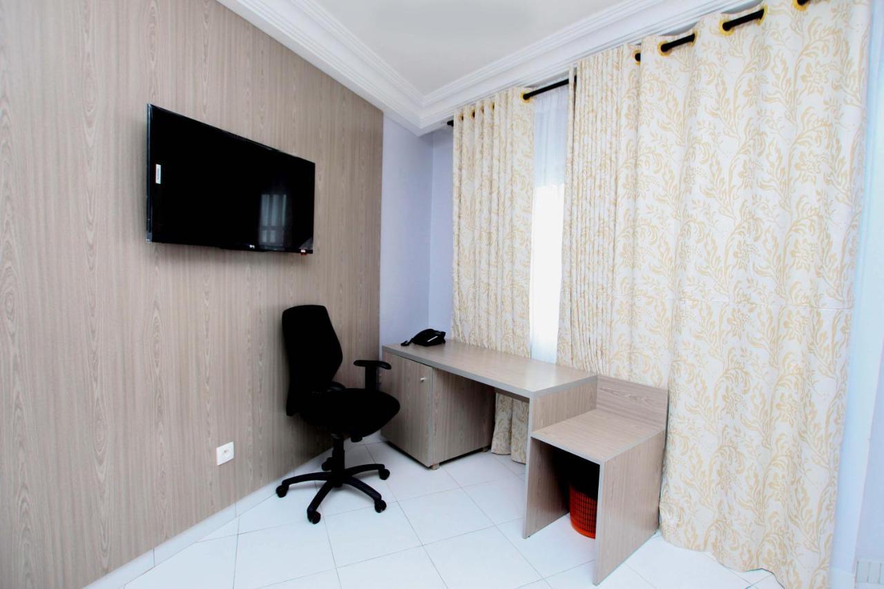 Hotel Galilee Cotonou Buitenkant foto